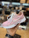 کتونی زنانه مدل نایک وی فایوnike v5 رنگ صورتی