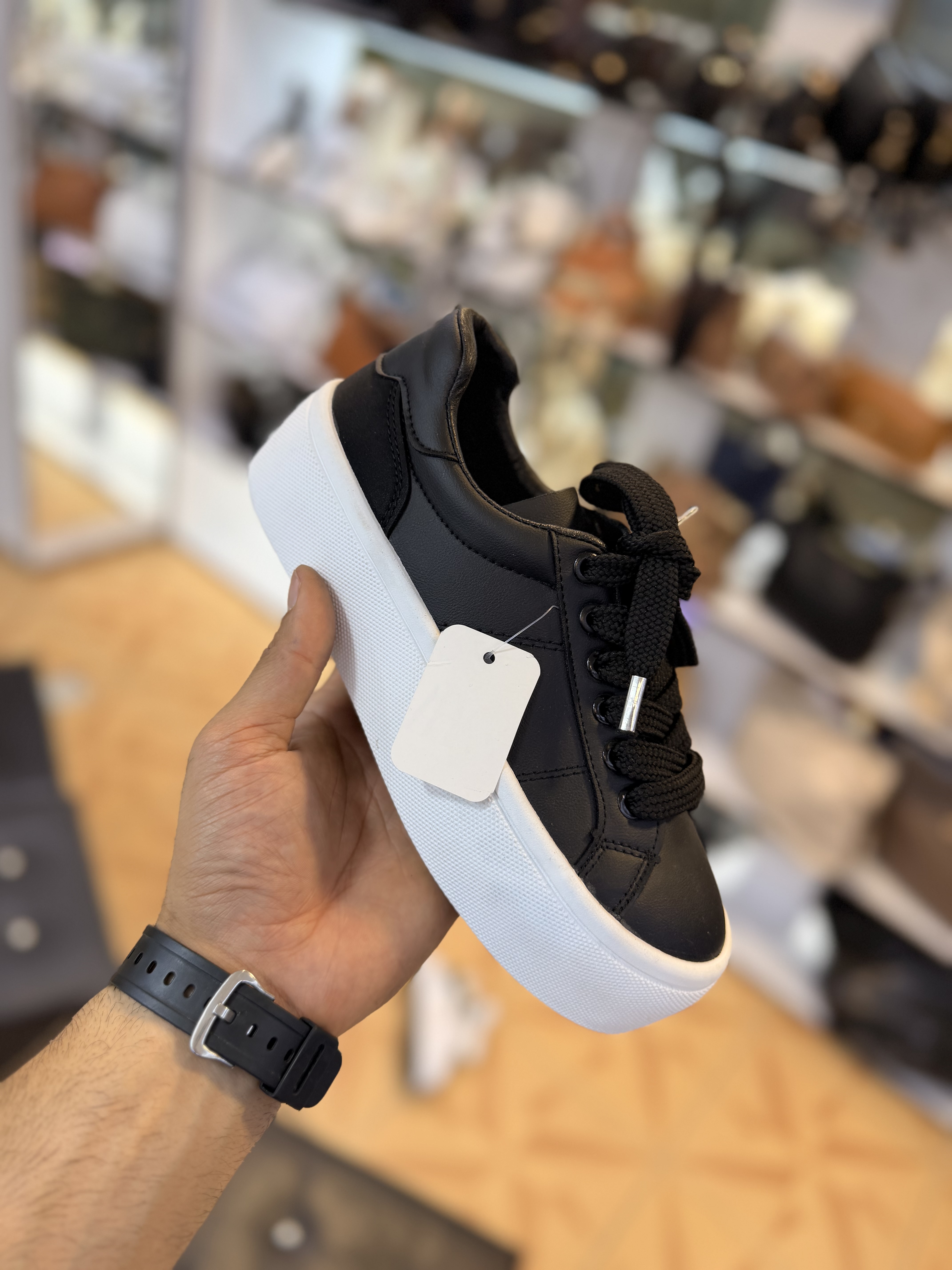 ونس زنانه مدل  زارا vans zara رنگ مشکی