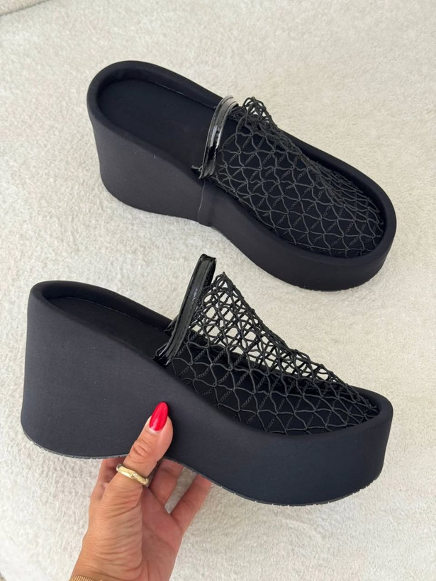 صندل زنانه لژدار مدل chanel (37-38-39-40)رنگ مشکی